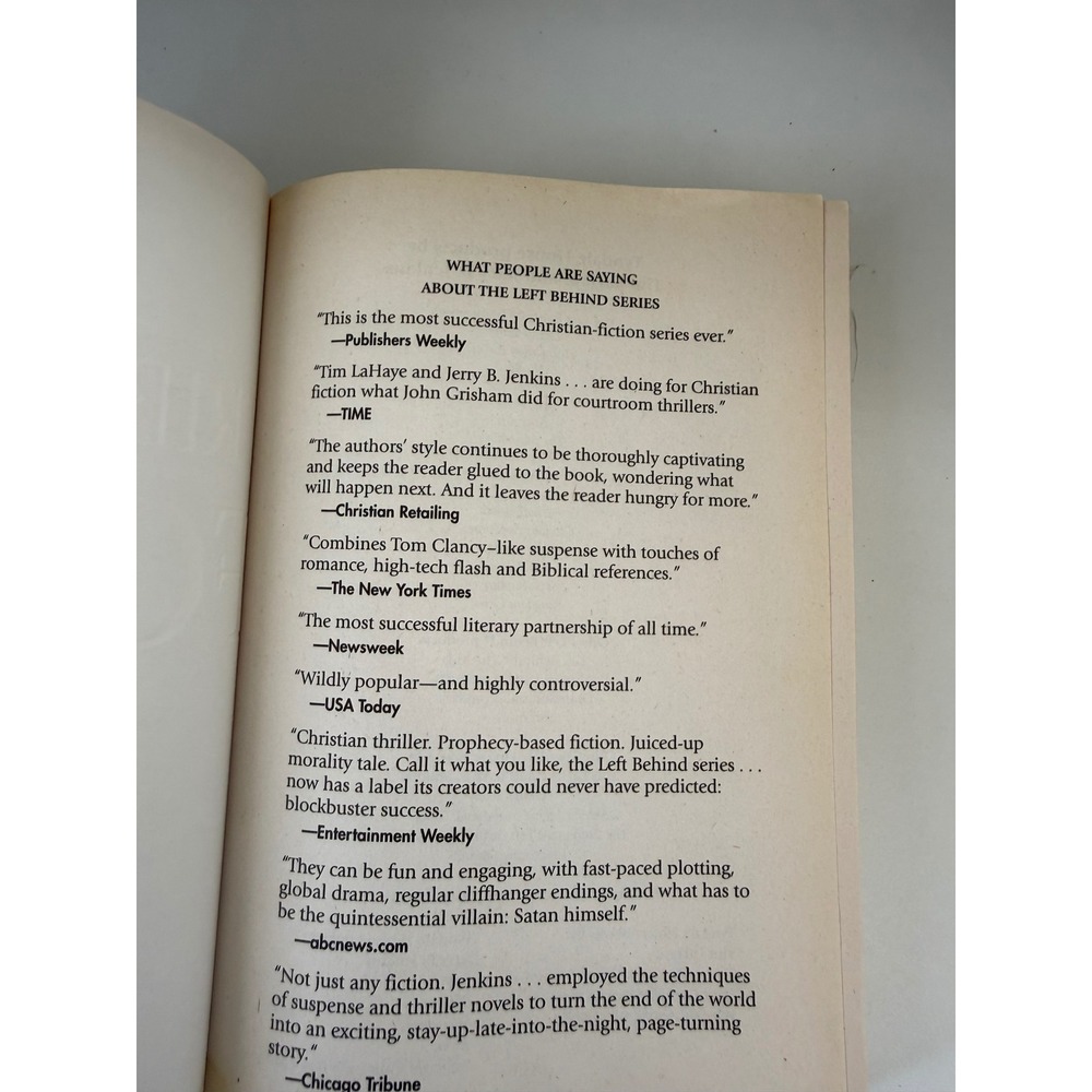 Left Behind Tim LaHaye Jerry B Jenkins Christian Fiction Paperback Book 1
